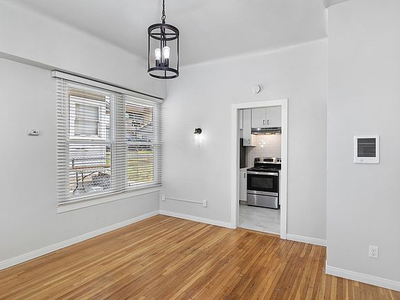 4th image of 3843 Park Blvd APT 6