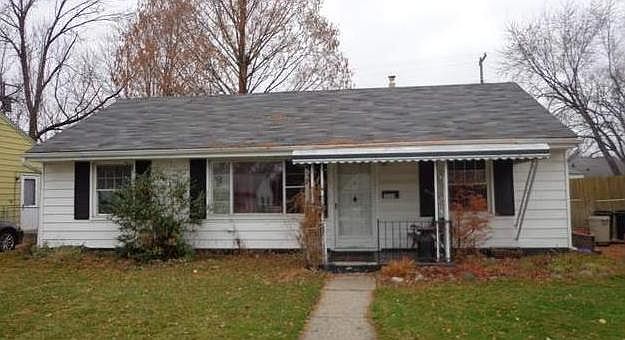 1st image of 26335 Barnes St