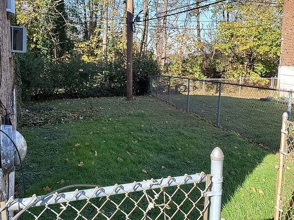 2nd image of 3987 Lankenau Ave Floor 1