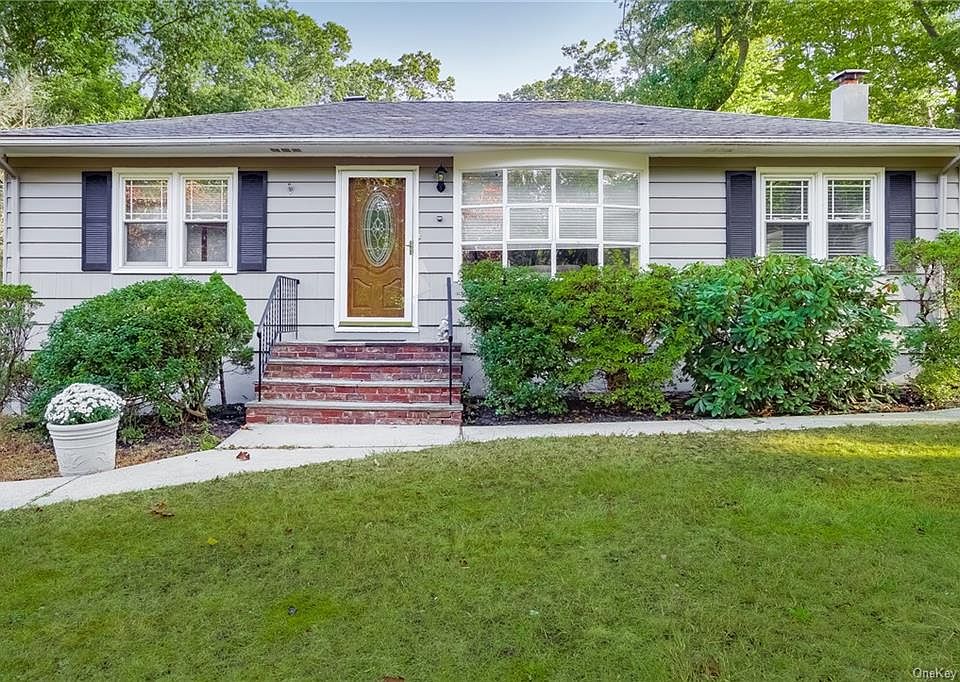 59 Summit Road, Chestnut Ridge, NY 10977 Zillow