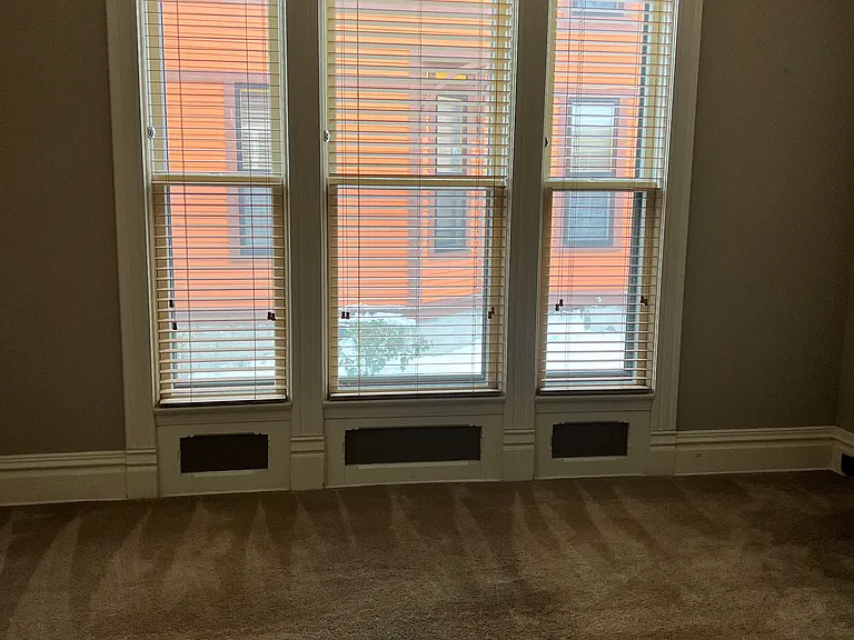 255 Charles Ave SE #1 — Photo 9