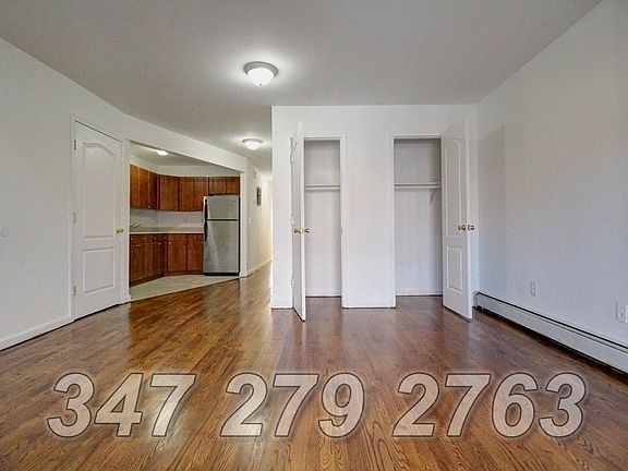 3rd image of 214 Lexington Ave APT 2