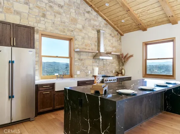 37219 Quarter Valley Rd, Temecula, CA 92592