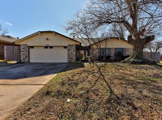2816 Greenfield Dr, Edmond, OK 73012