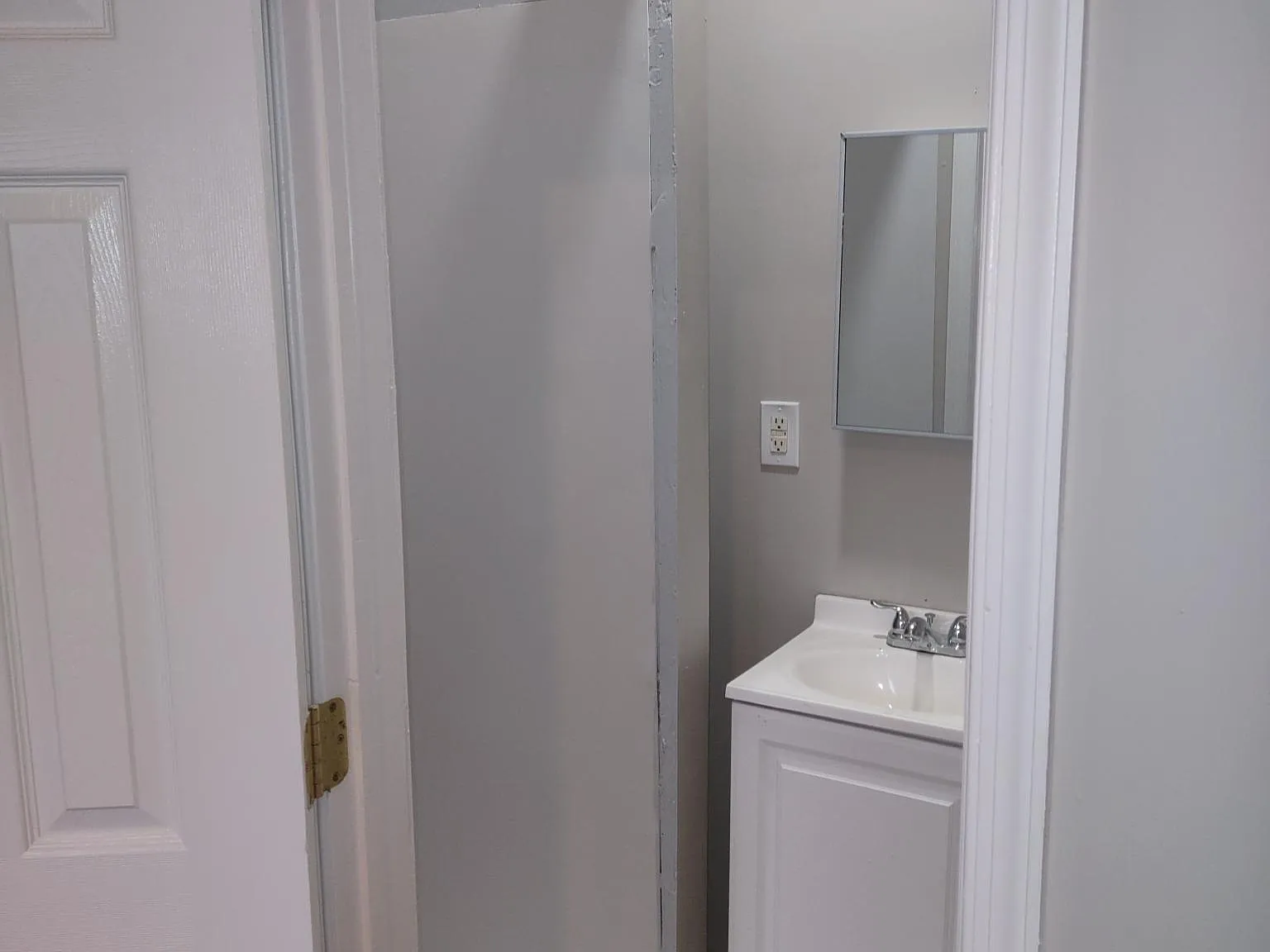 3 bed, 3666 sqft, $1,600 — Photo 4