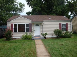 3300 Saint Joachim Ln, Saint Ann, MO 63074