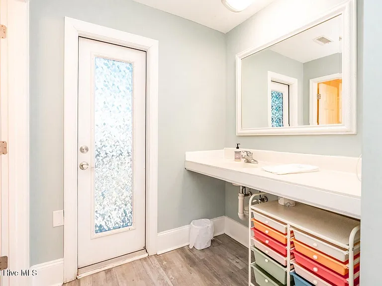 1507 N New River Dr #216 — Photo 14