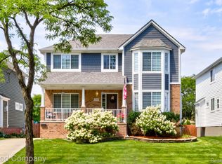 2159 Oakshire Ave, Berkley, MI 48072