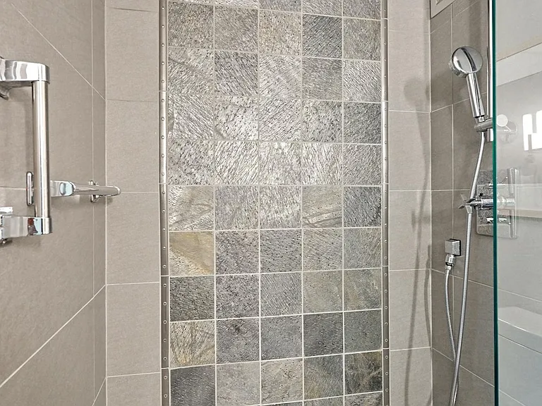 600 W Brown St #109 — Photo 19