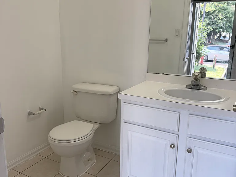 1209 Blossom Cir — Photo 23