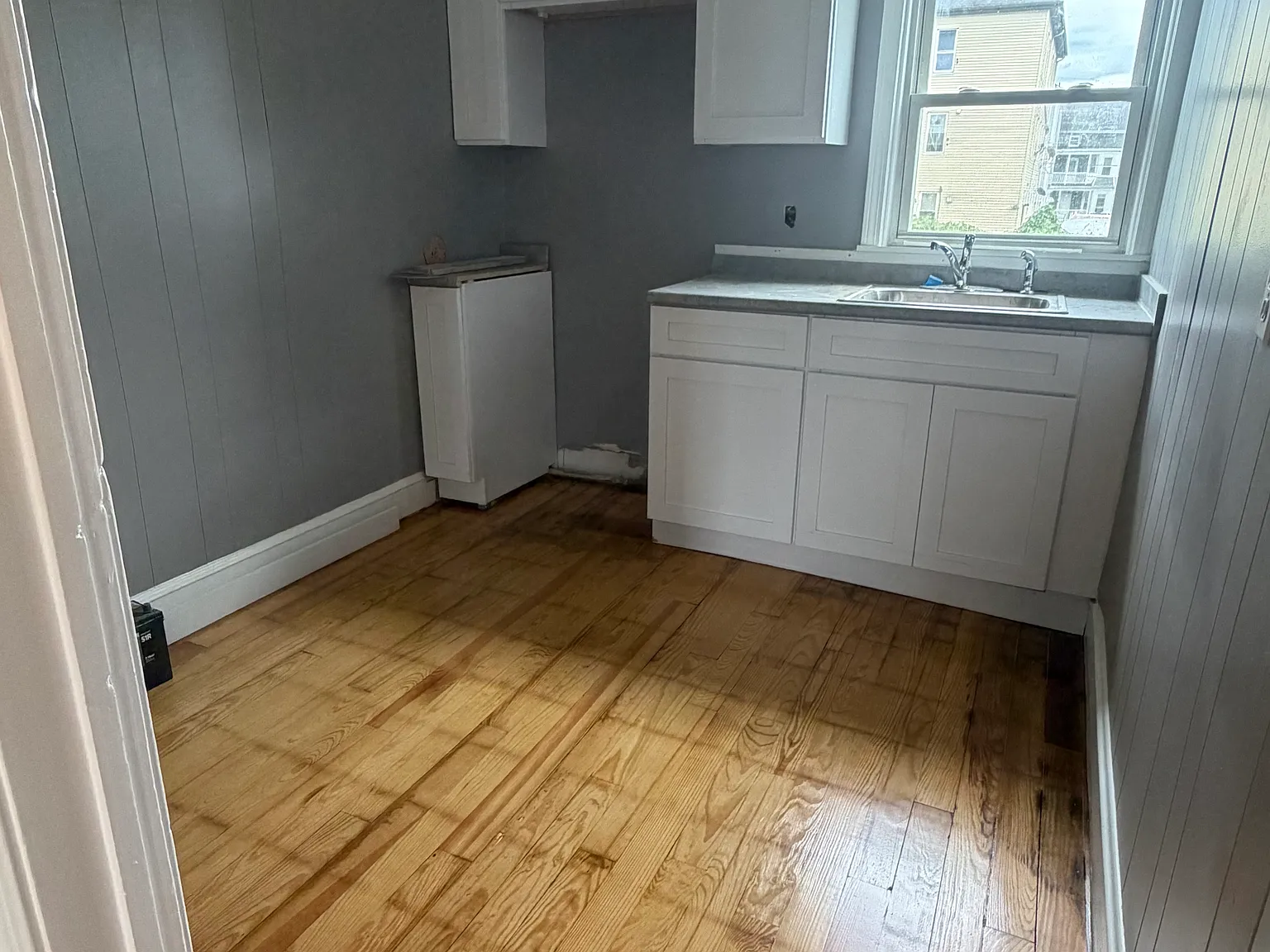 1 bed, 650 sqft, $1,300 — Photo 2