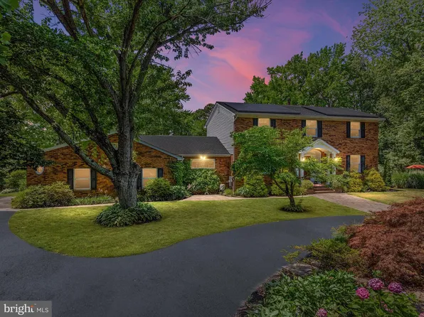 104 Jean Rd, Stevensville, MD 21666