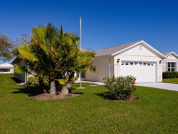 Home For Sale In Palm Grove