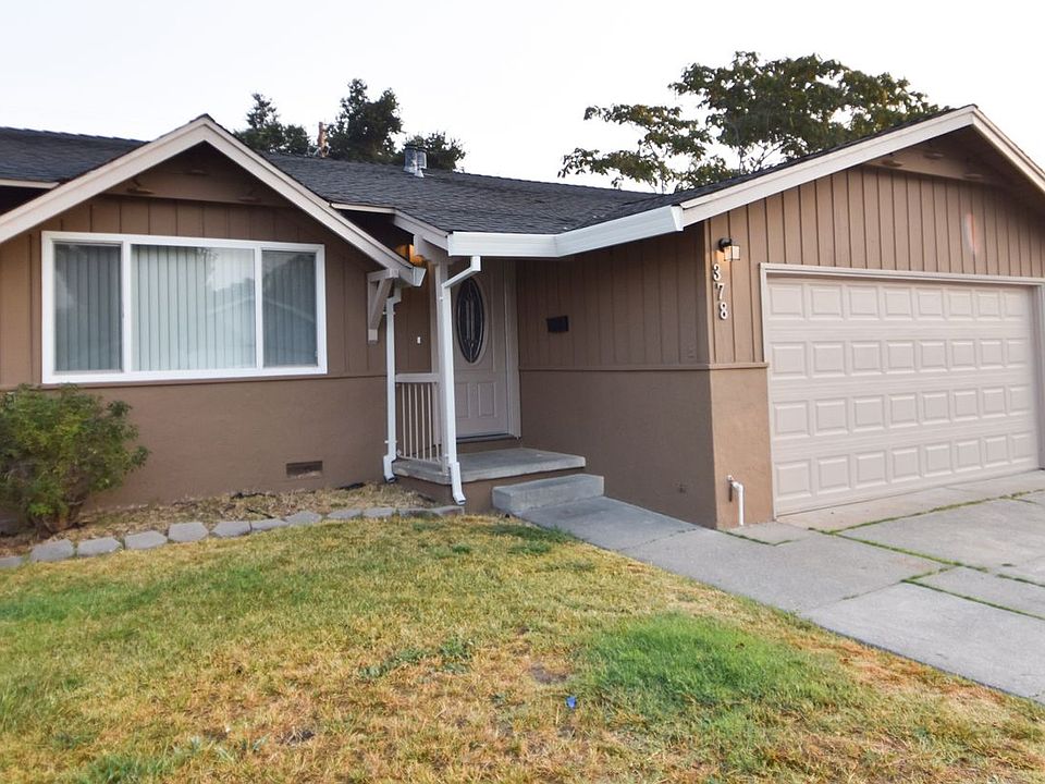 1st image of 378 Hopkins Dr