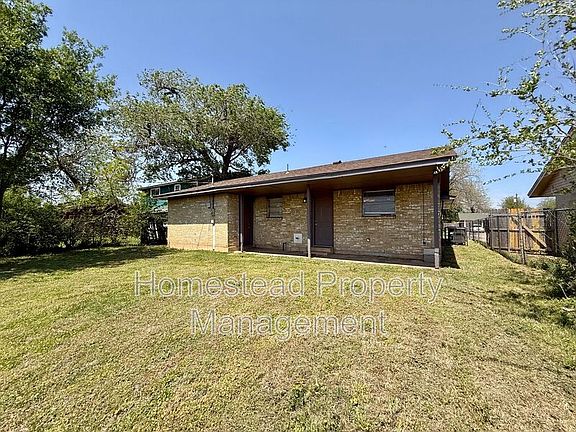 4th image of 3200 NE 11th St