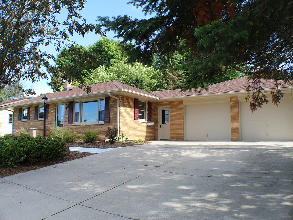 Includes 2 car garage