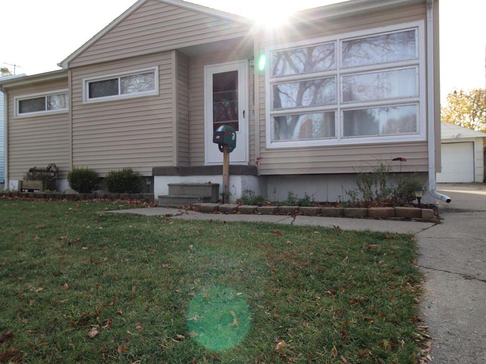1st image of 3810 Beechwood Ave