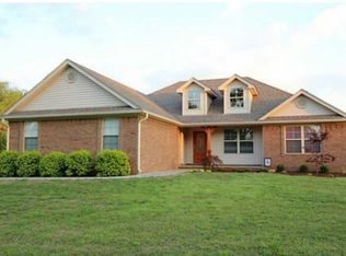 2514 N Mountain Grove Rd, Alma, AR 72921