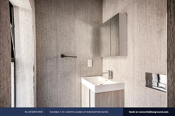 Rented by The Blueground | media 27