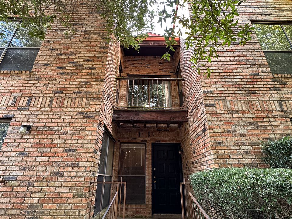 1st image of 631 Baylor Dr