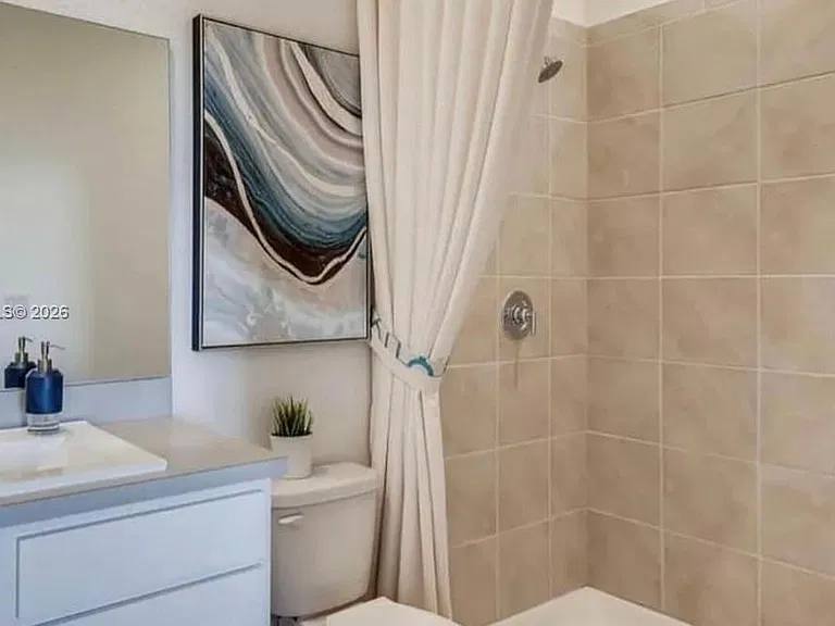 1116 SW 7th Ct — Photo 8