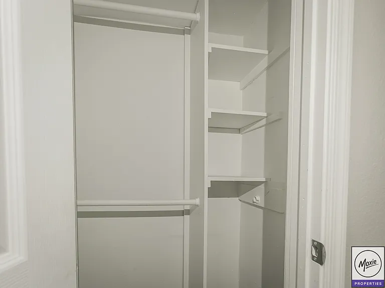 3615 E Coronado Rd #2 — Photo 3