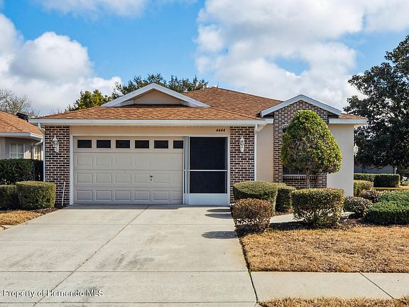 3rd image of 4444 Golf Club Ln