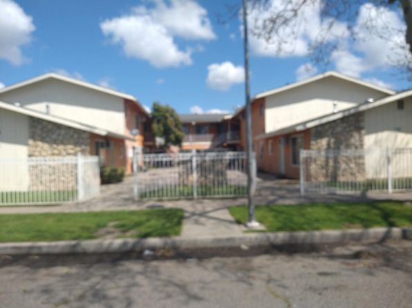 137 W 19th St APT 10