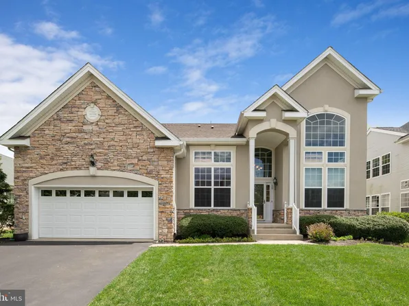 10 Meadowbrook Aly, Barnegat, NJ 08005