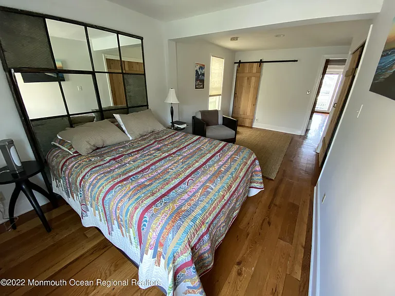 36 Surf Ave — Photo 18