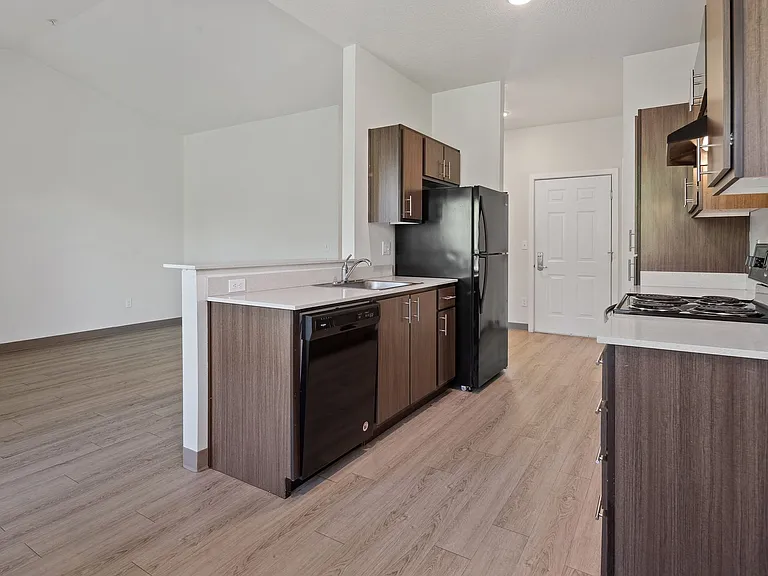 Mist Wood Apartments — Photo 9