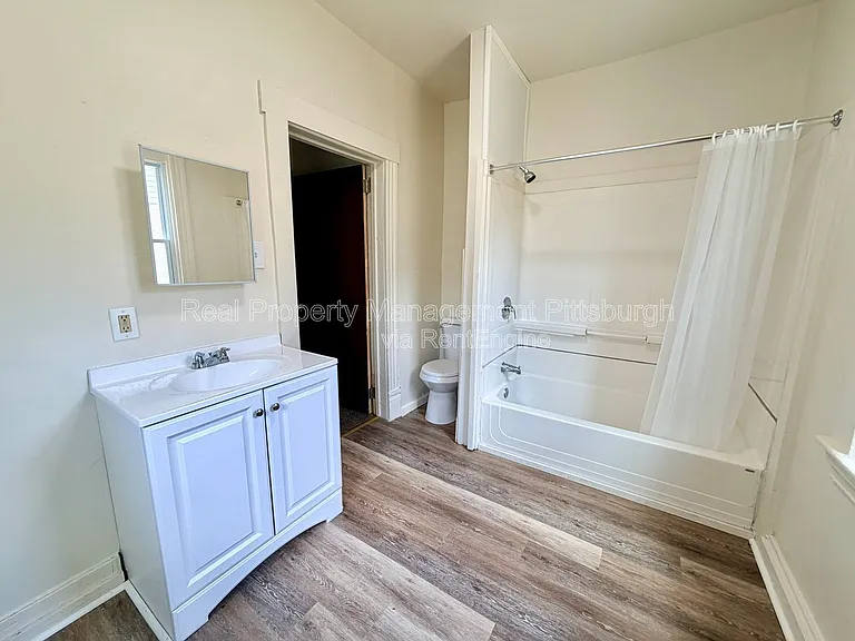 405 Main St — Photo 11