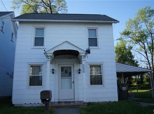 3907 E Grant St, Slatington, PA 18080