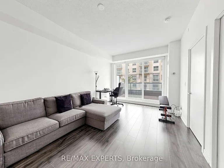 18 Rean Dr #223 — Photo 13