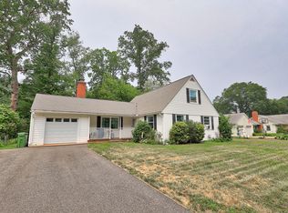 5 Woodland Rd, Portland, CT 06480