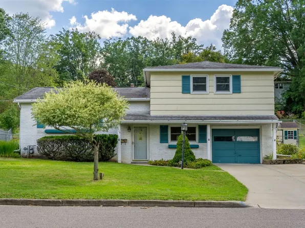 328 Chestnut Ln, Vestal, NY 13850