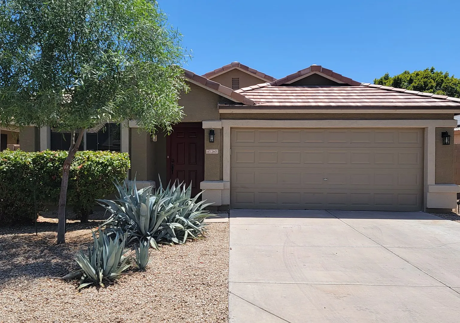 Solar makes this home a bargain!! — Photo 2