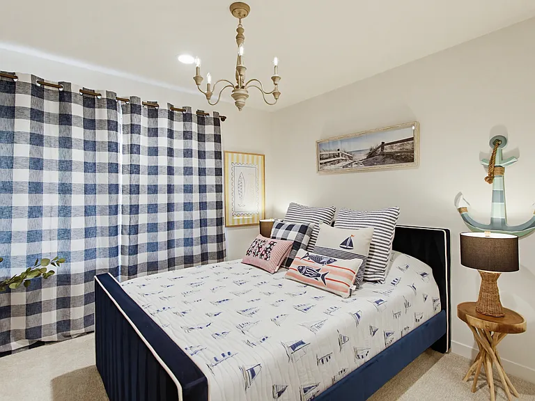 2528 Delphinium Ln — Photo 41