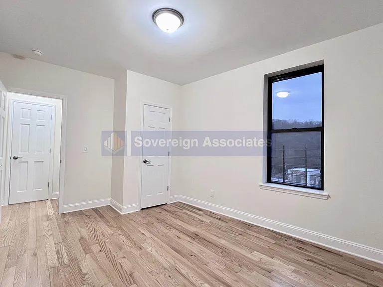 1803 Riverside Dr #5F — Photo 10
