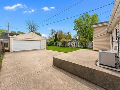 8341 Kooy Dr — Photo 19