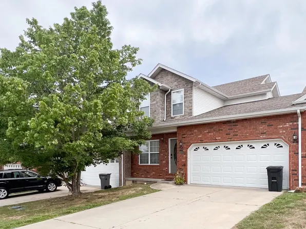 301 Carmel Valley Way, Saint Robert, MO 65584