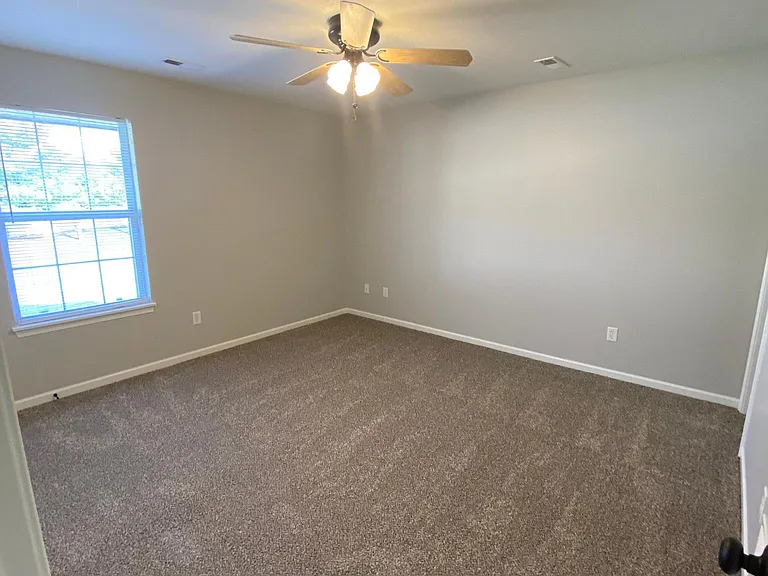 220 SW Chartwell Cir #220 — Photo 13
