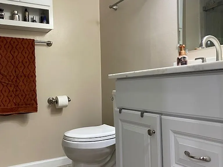 695 Mount Lubentia Ct W — Photo 13