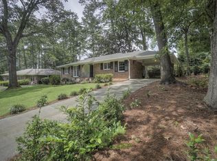 2122 Woodmoor Ln, Decatur, GA 30033