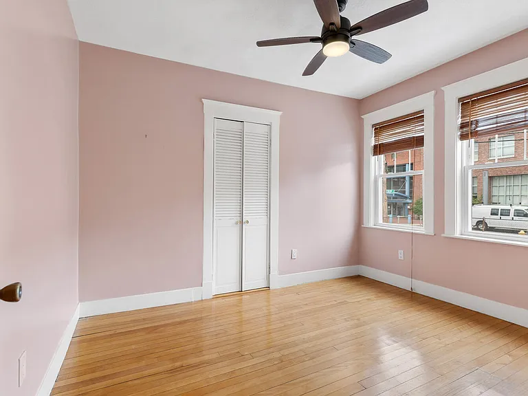 131 Yale St #1 — Photo 3