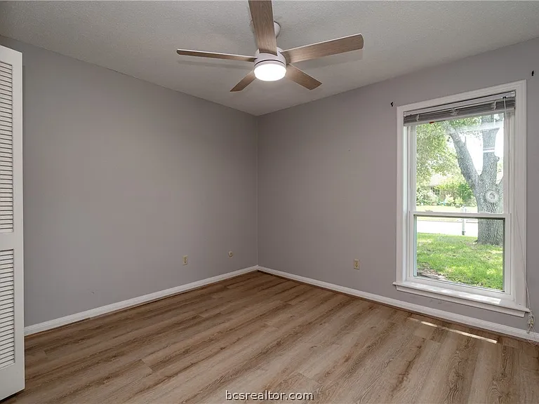 3705 Holly Dr — Photo 18