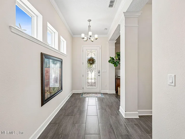45 Tamarac Ave — Photo 6