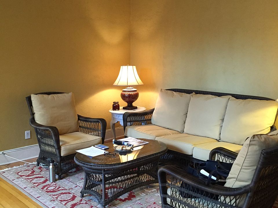 Living/dining room