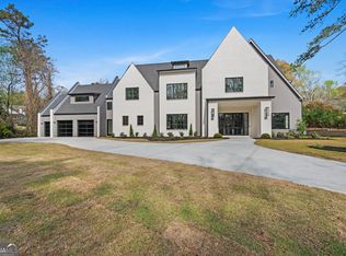 372 Chattahoochee St, Roswell, GA 30075