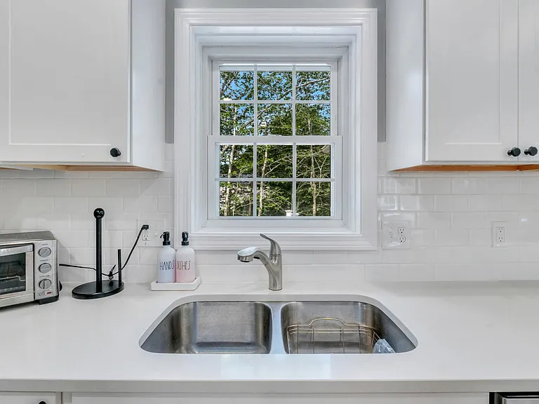 13 Dean Rd — Photo 11
